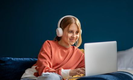 5 reasons why online learning helps with students at risk of exclusion in off-site direction