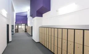 5 Simple Strategies…for Managing Behaviour in the Corridor